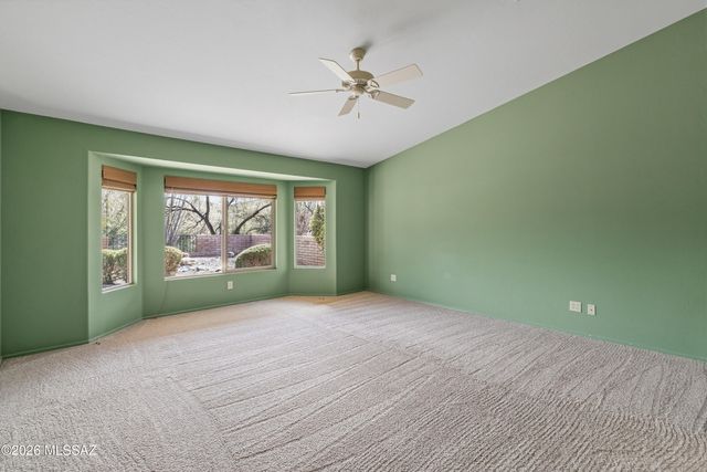 2630 E Genevieve Way, Green Valley, AZ 85614