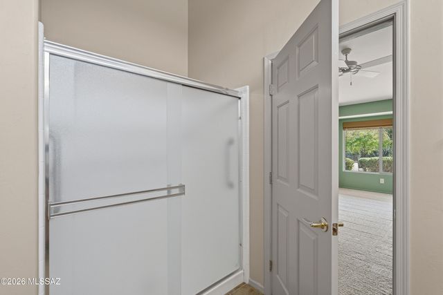 2630 E Genevieve Way, Green Valley, AZ 85614