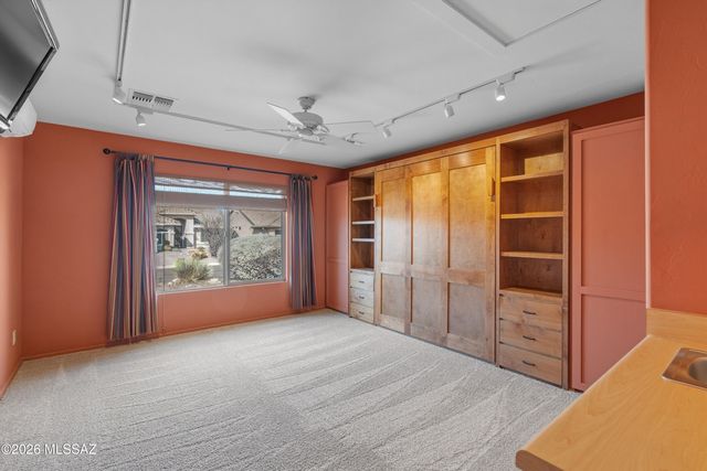 2630 E Genevieve Way, Green Valley, AZ 85614