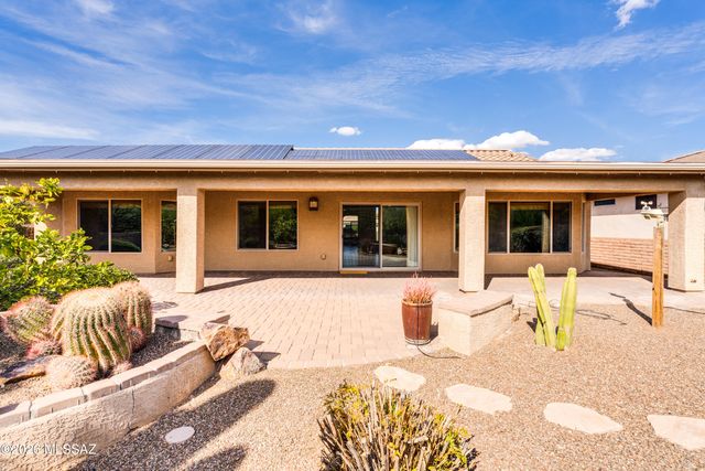 2630 E Genevieve Way, Green Valley, AZ 85614