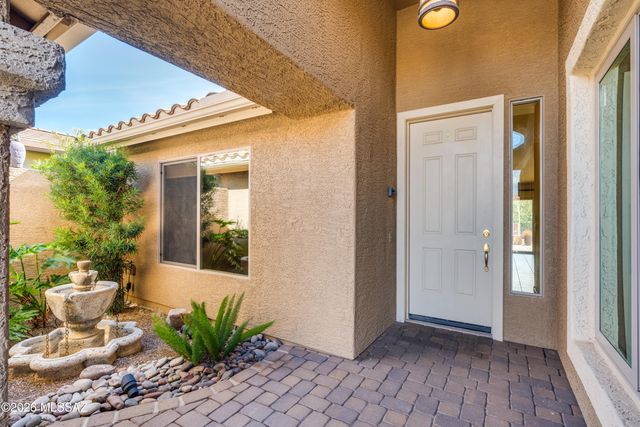 2630 E Genevieve Way, Green Valley, AZ 85614