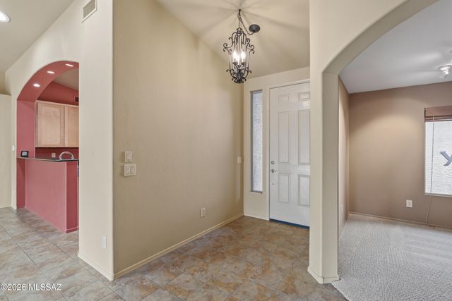 2630 E Genevieve Way, Green Valley, AZ 85614