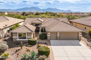 2630 E Genevieve Way, Green Valley, AZ 85614