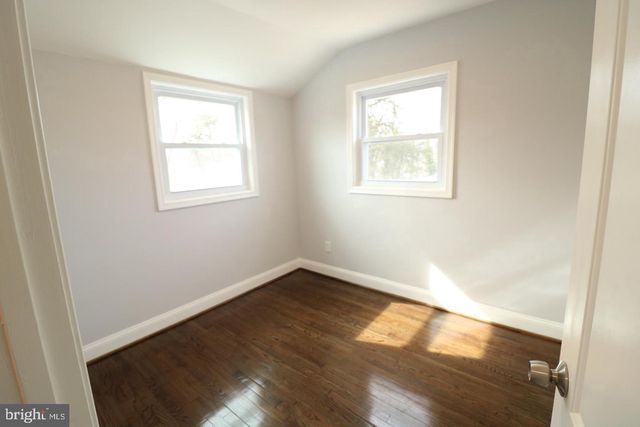 702 71ST AVE, Capitol Heights, MD 20743