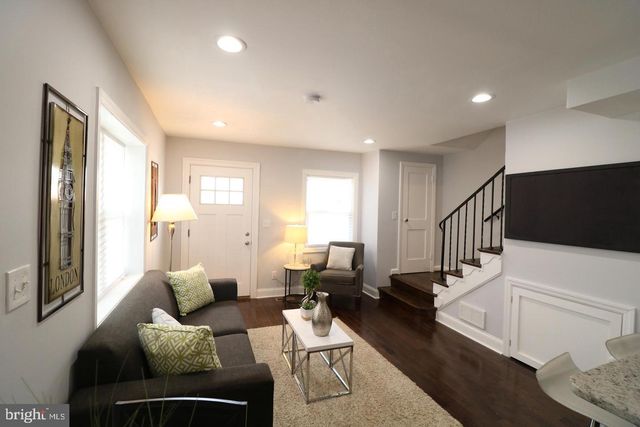 702 71ST AVE, Capitol Heights, MD 20743