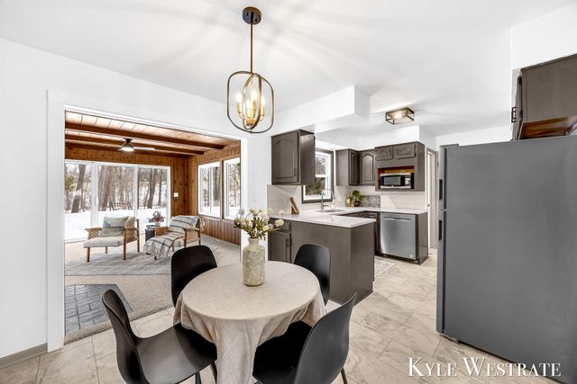 3349 Chevy Chase Street NE, Grand Rapids, MI 49546