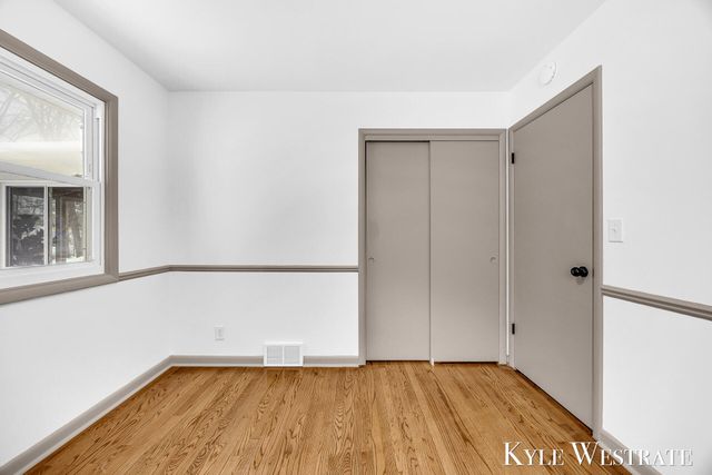 3349 Chevy Chase Street NE, Grand Rapids, MI 49546