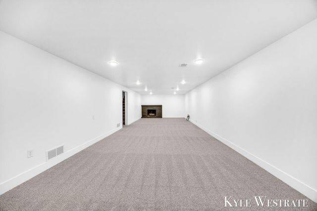 3349 Chevy Chase Street NE, Grand Rapids, MI 49546