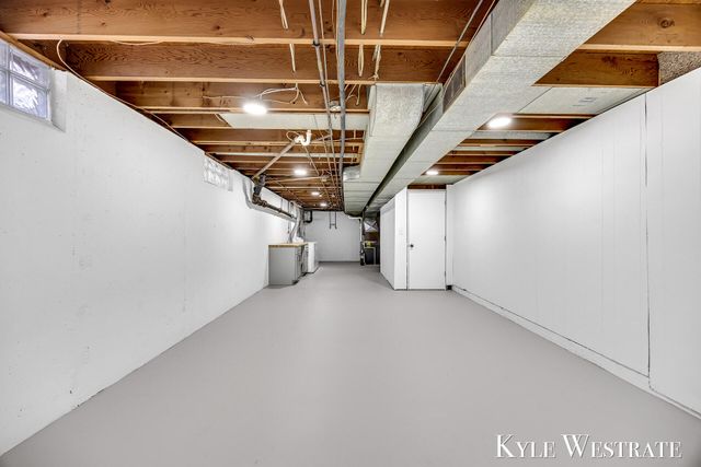 3349 Chevy Chase Street NE, Grand Rapids, MI 49546