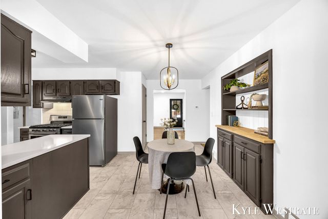 3349 Chevy Chase Street NE, Grand Rapids, MI 49546