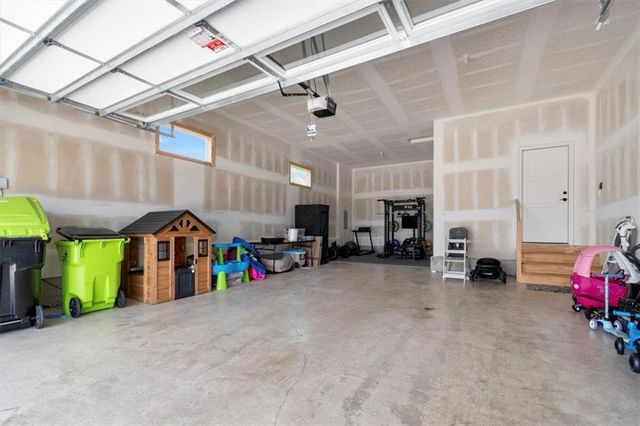 1161 SW Whitby Drive, Lee's Summit, MO 64083