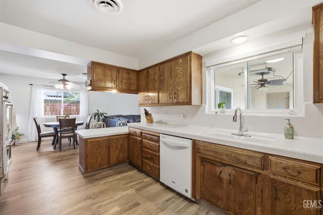 3708 Harmony Drive, Bakersfield, CA 93306