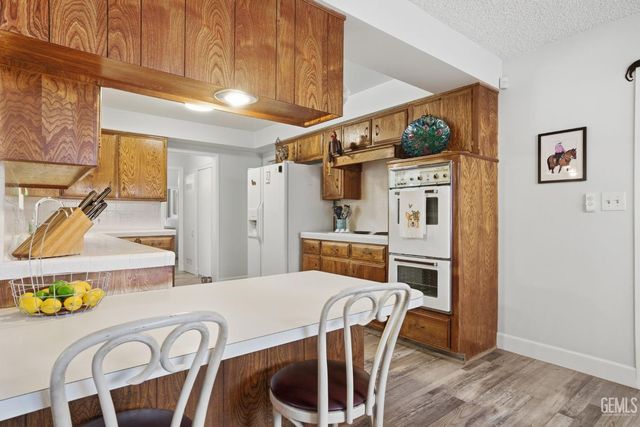 3708 Harmony Drive, Bakersfield, CA 93306