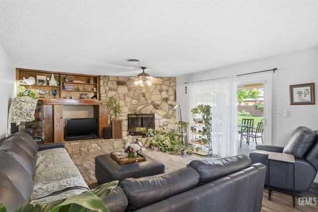 3708 Harmony Drive, Bakersfield, CA 93306