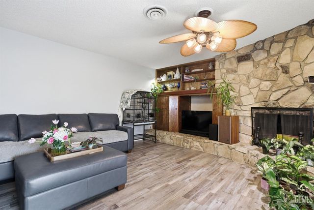 3708 Harmony Drive, Bakersfield, CA 93306