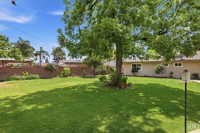 3708 Harmony Drive, Bakersfield, CA 93306