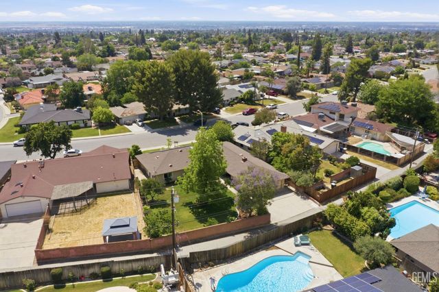 3708 Harmony Drive, Bakersfield, CA 93306