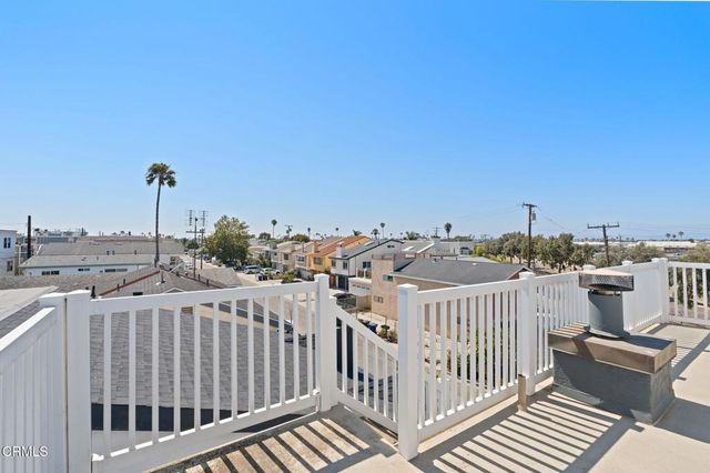 2425 Panama Drive, Oxnard, CA 93035