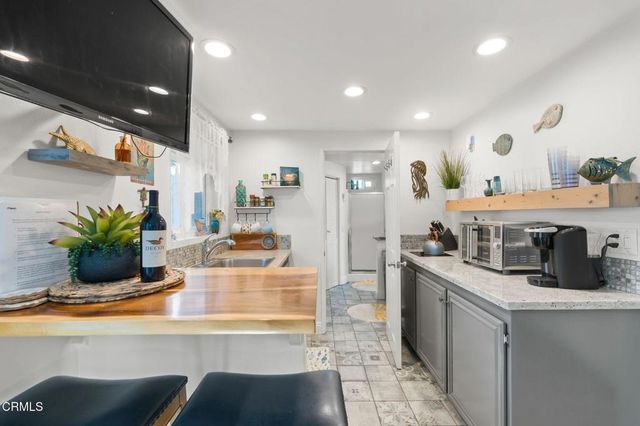 2425 Panama Drive, Oxnard, CA 93035