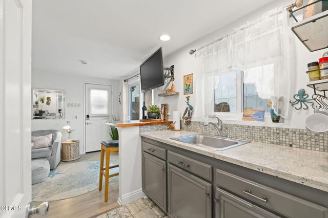2425 Panama Drive, Oxnard, CA 93035