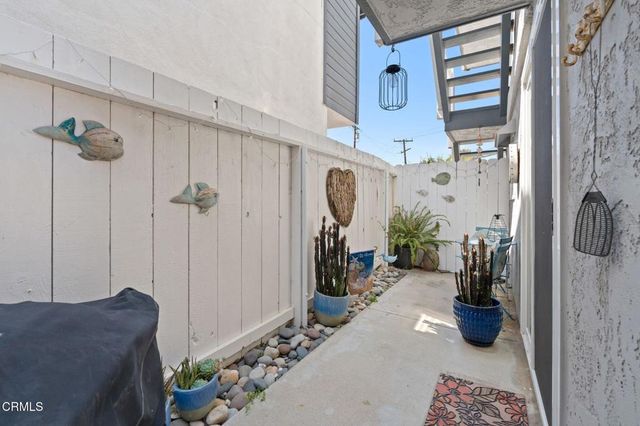 2425 Panama Drive, Oxnard, CA 93035