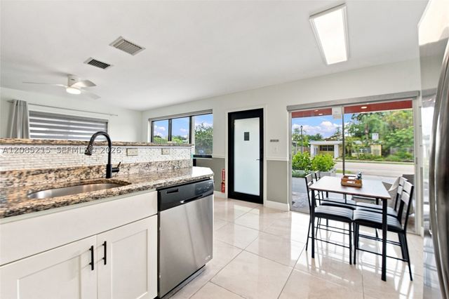 2616 NE 6th Avenue, Wilton Manors, FL 33334