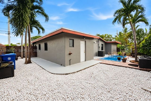 2616 NE 6th Avenue, Wilton Manors, FL 33334