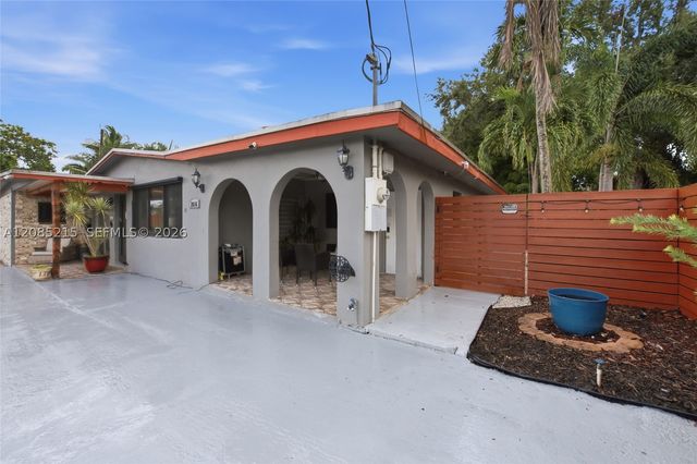 2616 NE 6th Avenue, Wilton Manors, FL 33334