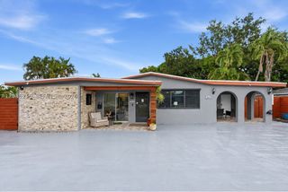 2616 NE 6th Avenue, Wilton Manors, FL 33334