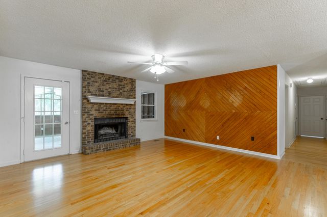 9111 Hundley Road, Chattanooga, TN 37416