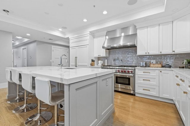 377 W 1st St 5, Boston, MA 02127