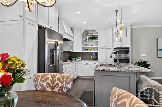 140 Victoria Way, Roswell, GA 30075