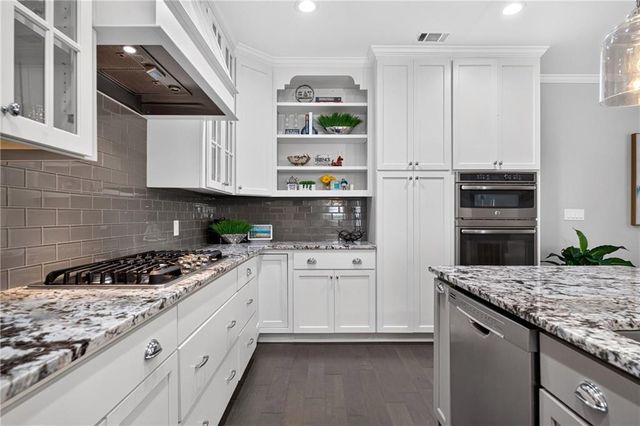 140 Victoria Way, Roswell, GA 30075