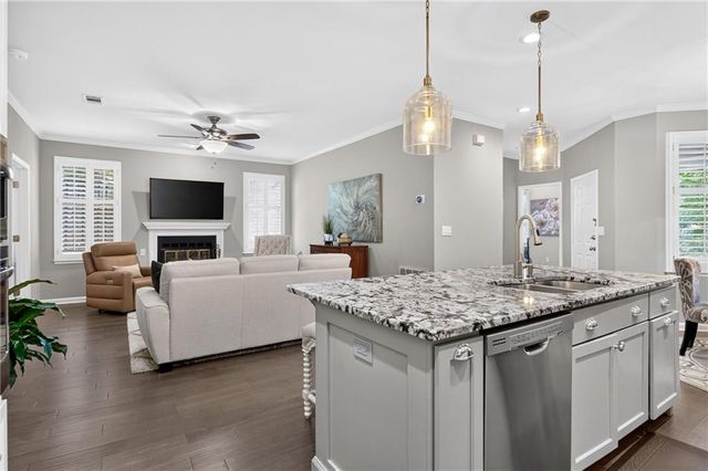 140 Victoria Way, Roswell, GA 30075
