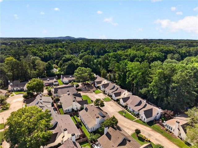 140 Victoria Way, Roswell, GA 30075