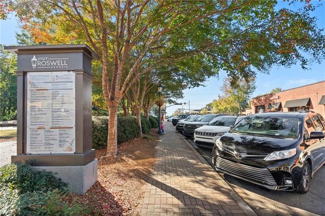 140 Victoria Way, Roswell, GA 30075