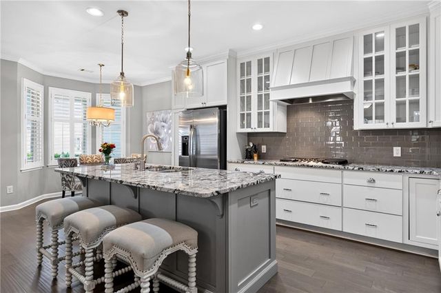 140 Victoria Way, Roswell, GA 30075
