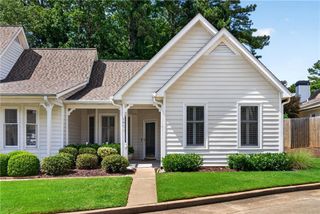 140 Victoria Way, Roswell, GA 30075