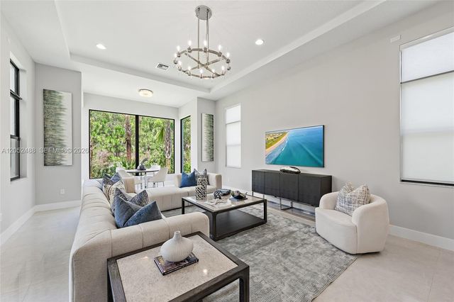 13358 Artisan Cir, Palm Beach Gardens, FL 33418