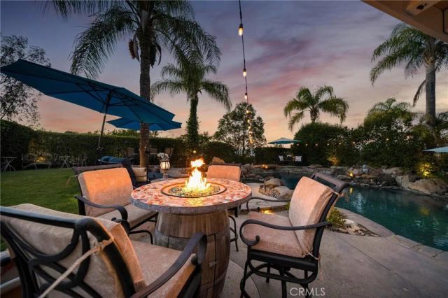 24238 Cary Court, Newhall, CA 91321