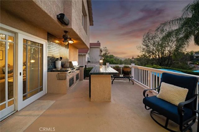 24238 Cary Court, Newhall, CA 91321