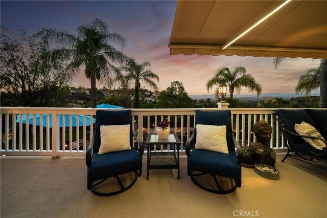 24238 Cary Court, Newhall, CA 91321