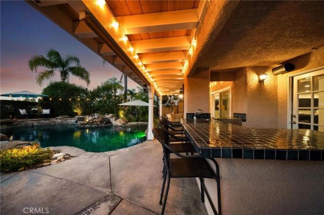24238 Cary Court, Newhall, CA 91321