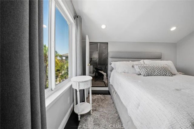 24238 Cary Court, Newhall, CA 91321