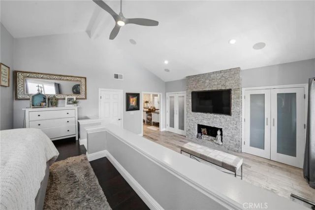 24238 Cary Court, Newhall, CA 91321