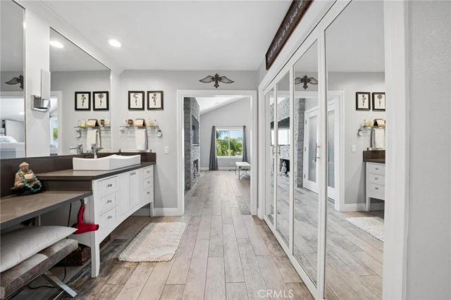 24238 Cary Court, Newhall, CA 91321