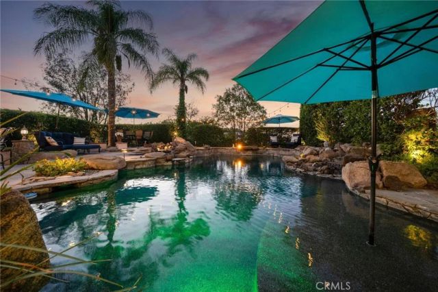 24238 Cary Court, Newhall, CA 91321