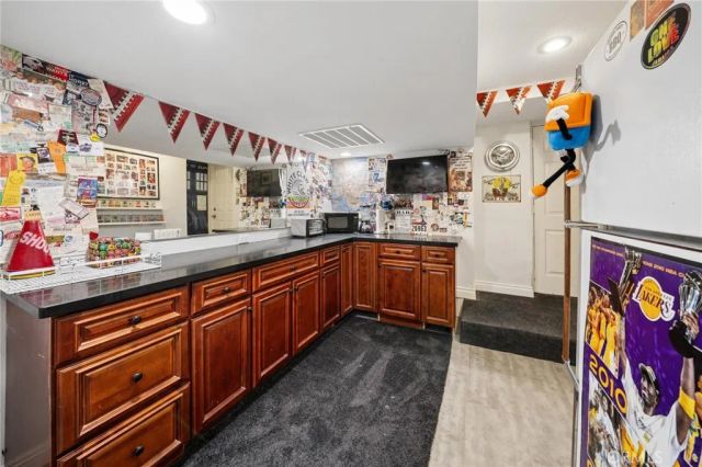 24238 Cary Court, Newhall, CA 91321