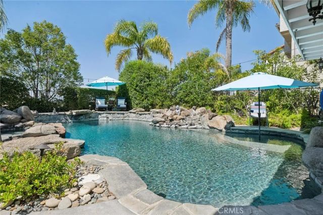 24238 Cary Court, Newhall, CA 91321