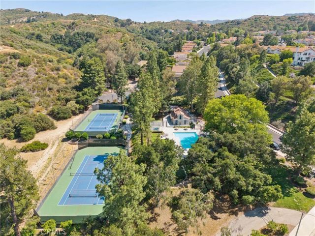 24238 Cary Court, Newhall, CA 91321